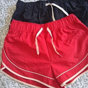 Old Navy Set Of 2 Shorts